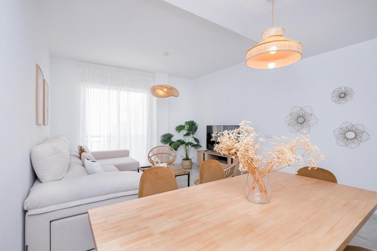 Exclusivo Duplex Carrera Apartment มาลากา ภายนอก รูปภาพ