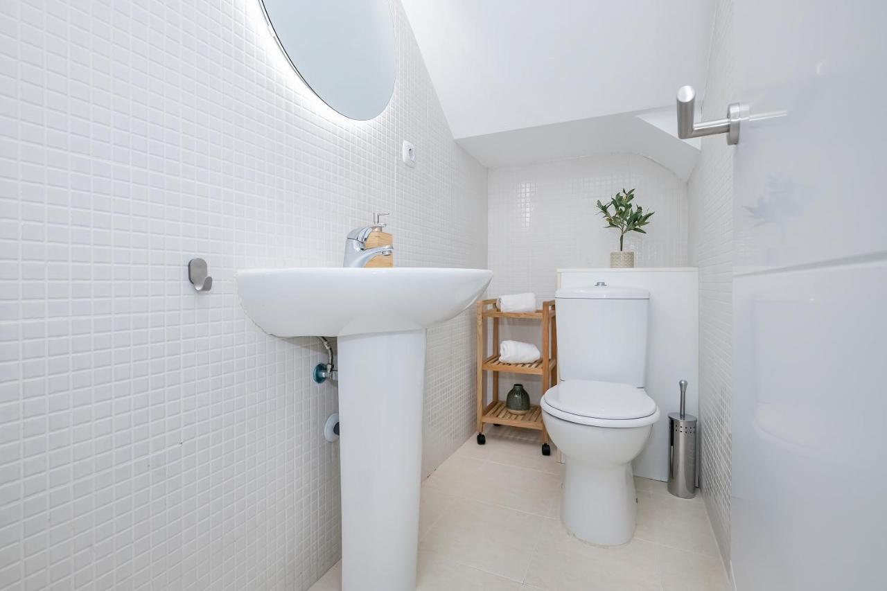Exclusivo Duplex Carrera Apartment มาลากา ภายนอก รูปภาพ